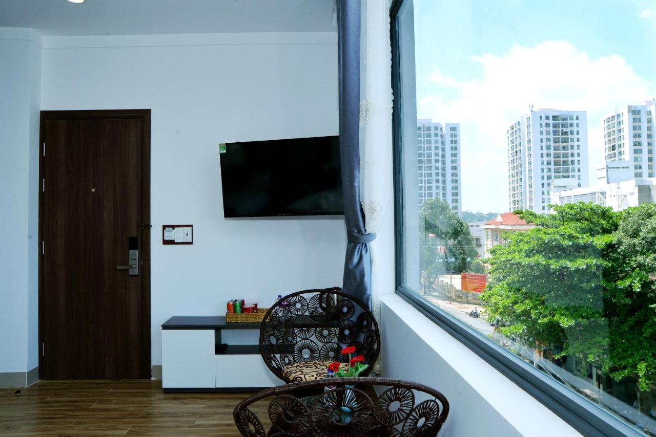 Buon Ma Thuot Hotel Buitenkant foto