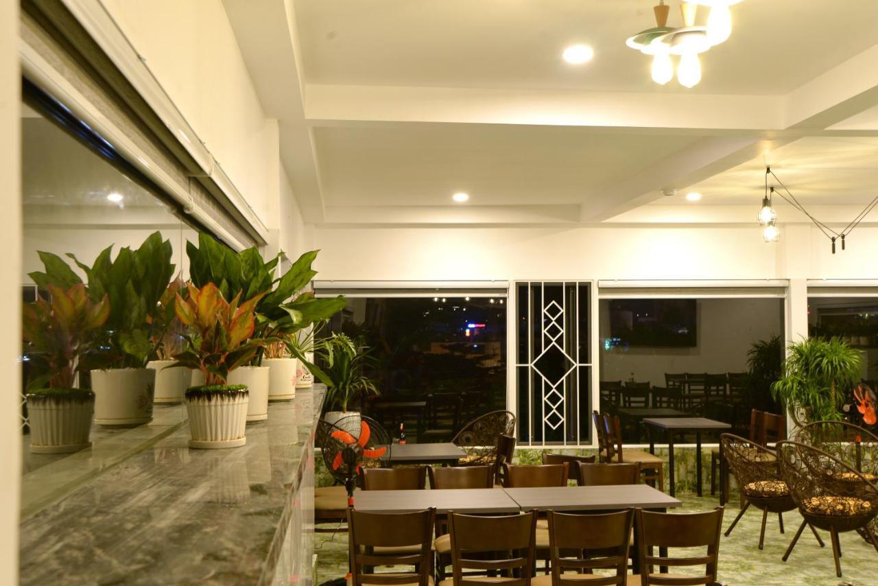 Buon Ma Thuot Hotel Buitenkant foto