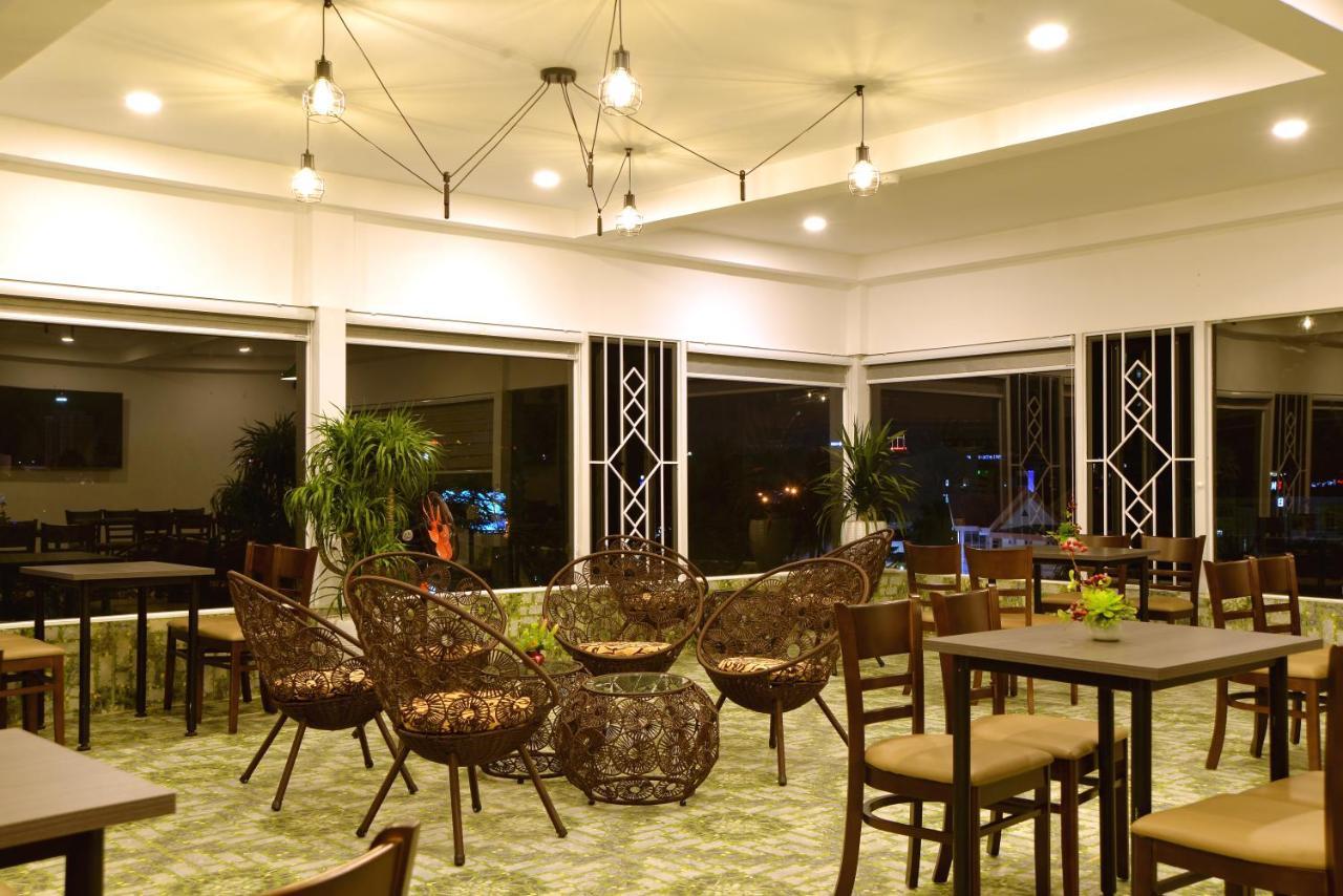 Buon Ma Thuot Hotel Buitenkant foto