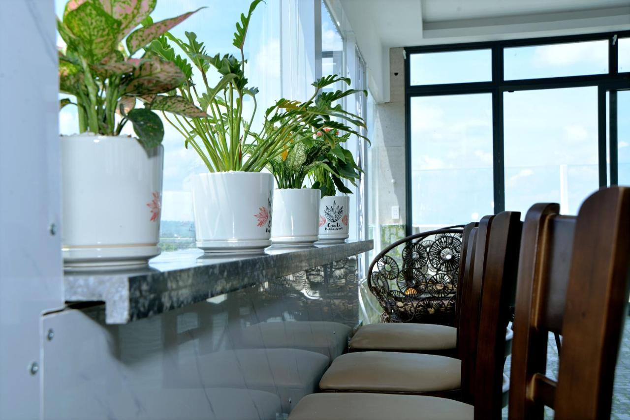 Buon Ma Thuot Hotel Buitenkant foto